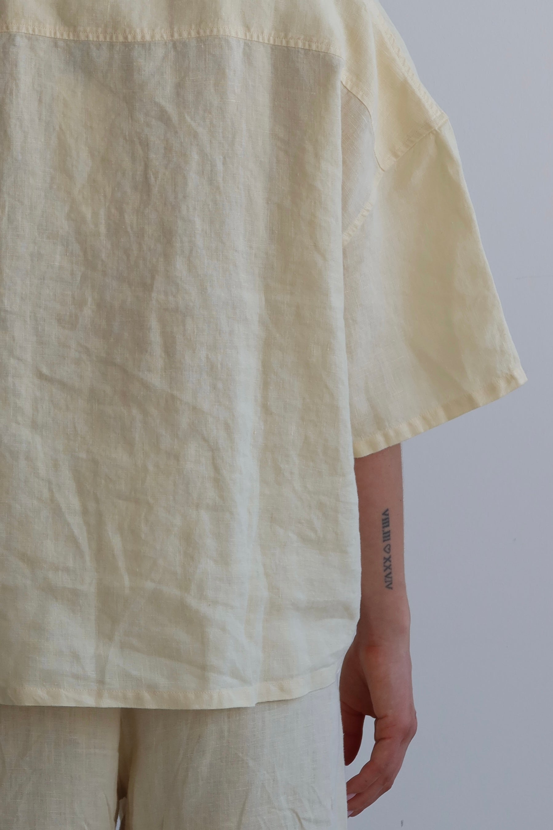 SOHO STUDIOS TONI LINEN BLOUSE butter yellow