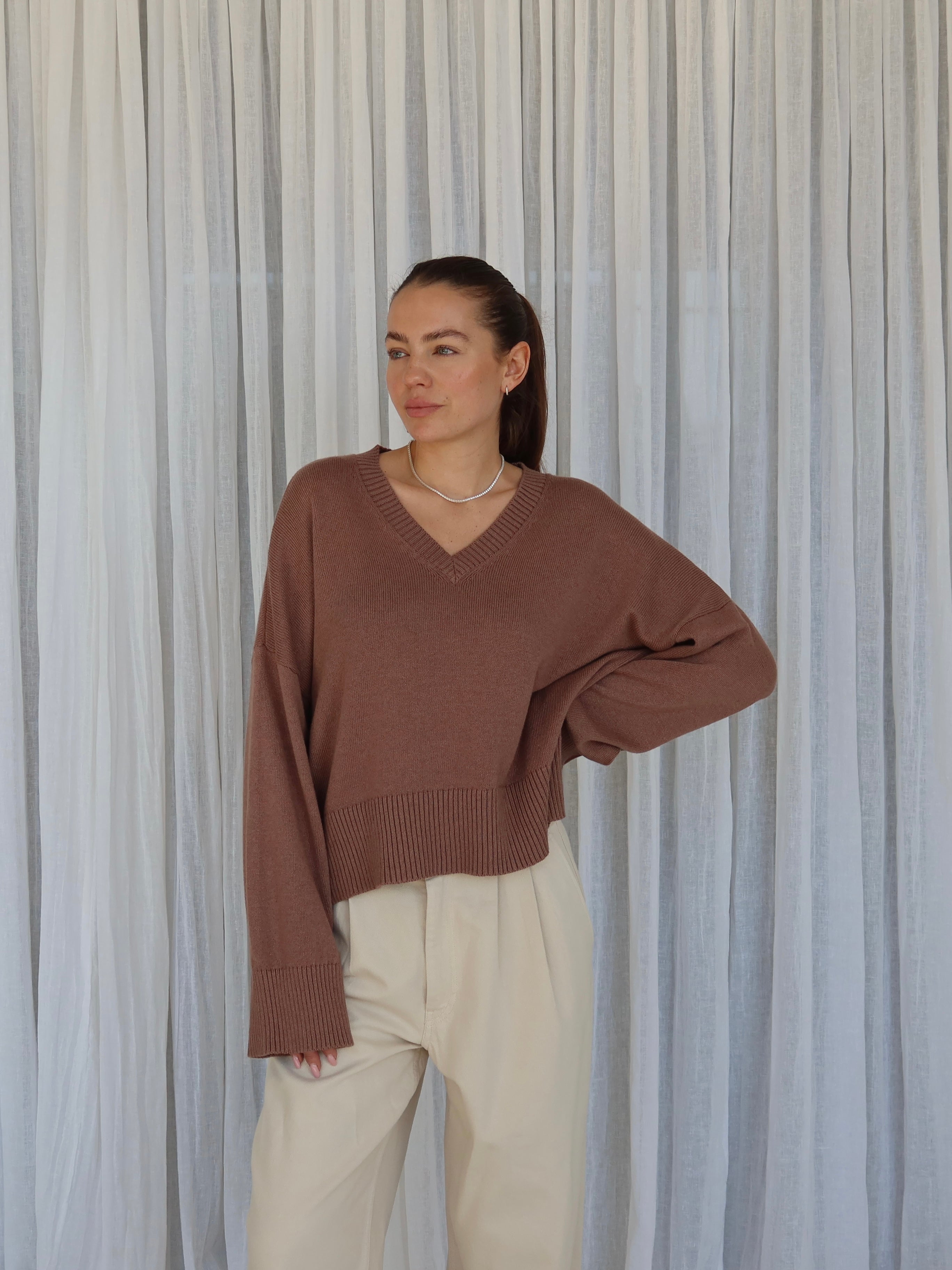 ISABELLE V-NECK nougat