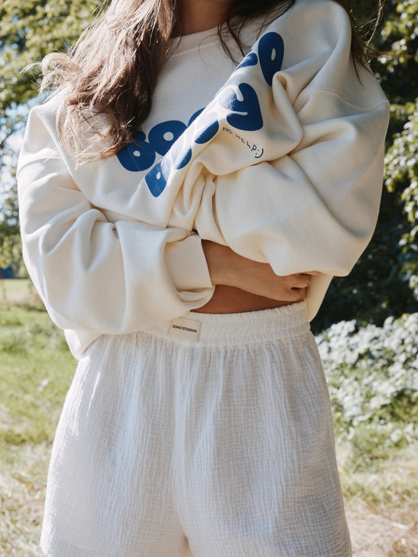 SEND HELP SWEATSHIRT OFF WHITE
