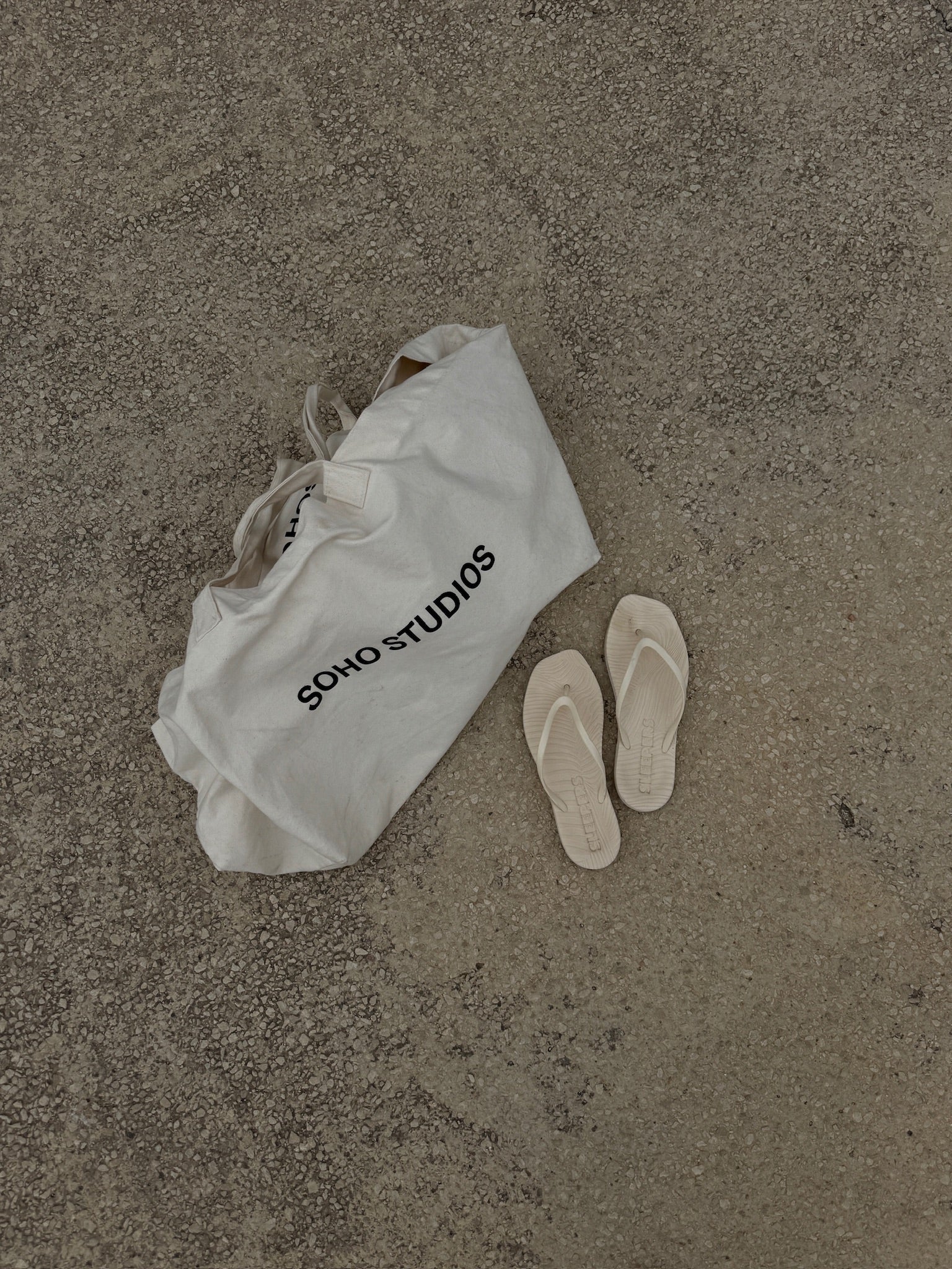 SOHO STUDIOS Shopper