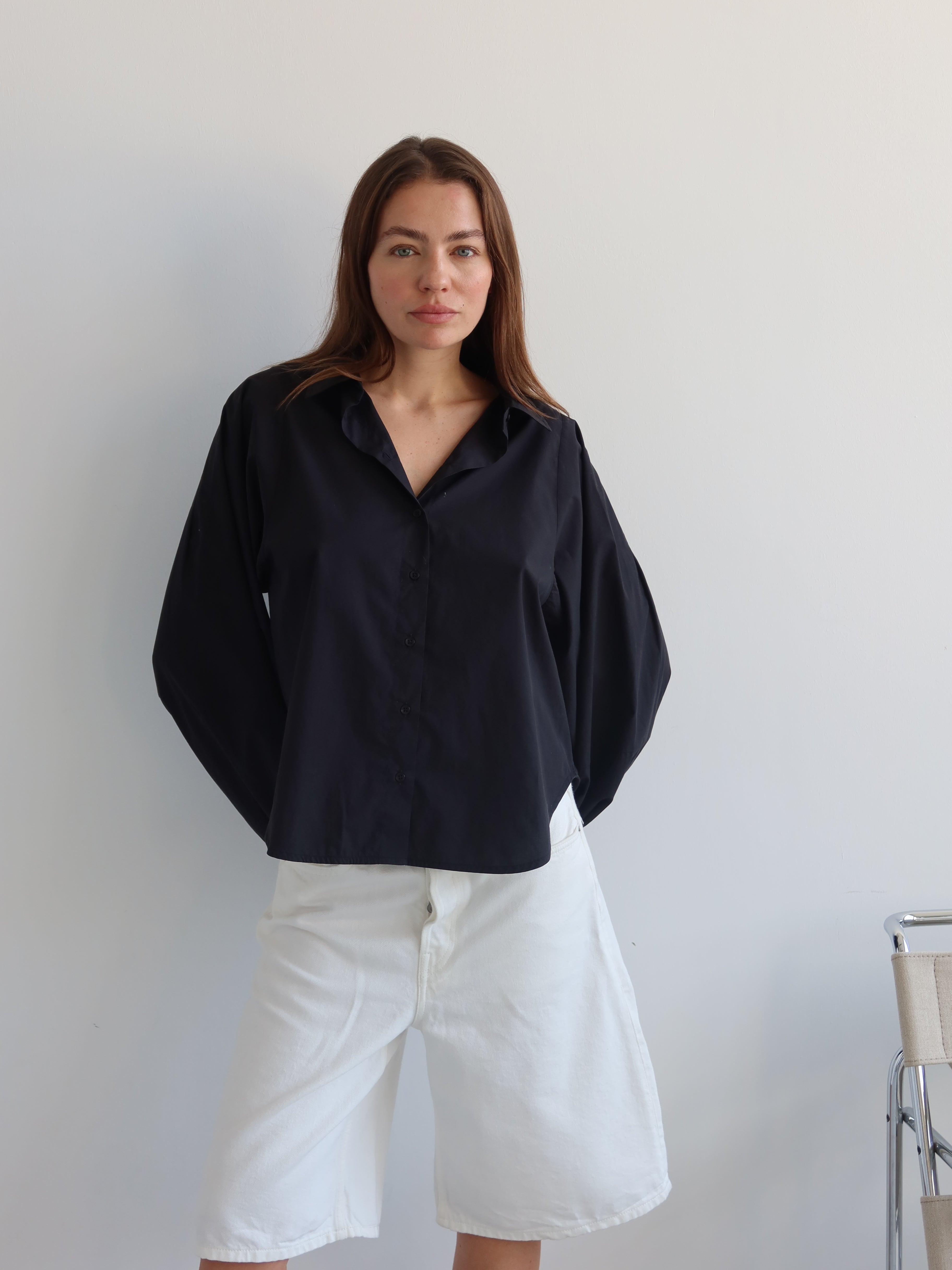 SOHO STUDIOS NOEMI VOLUME BLOUSE black