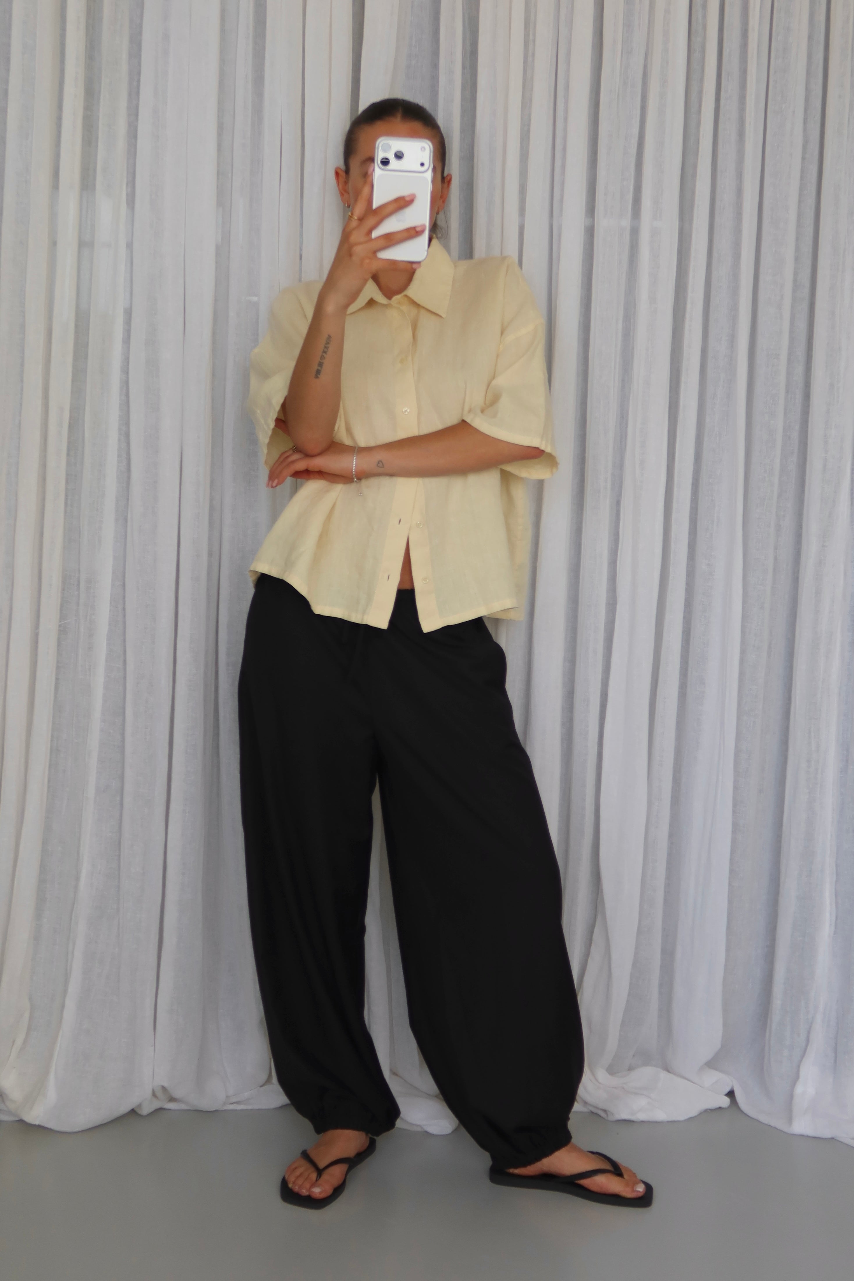 SOHO STUDIOS AYDA BARREL PANTS black