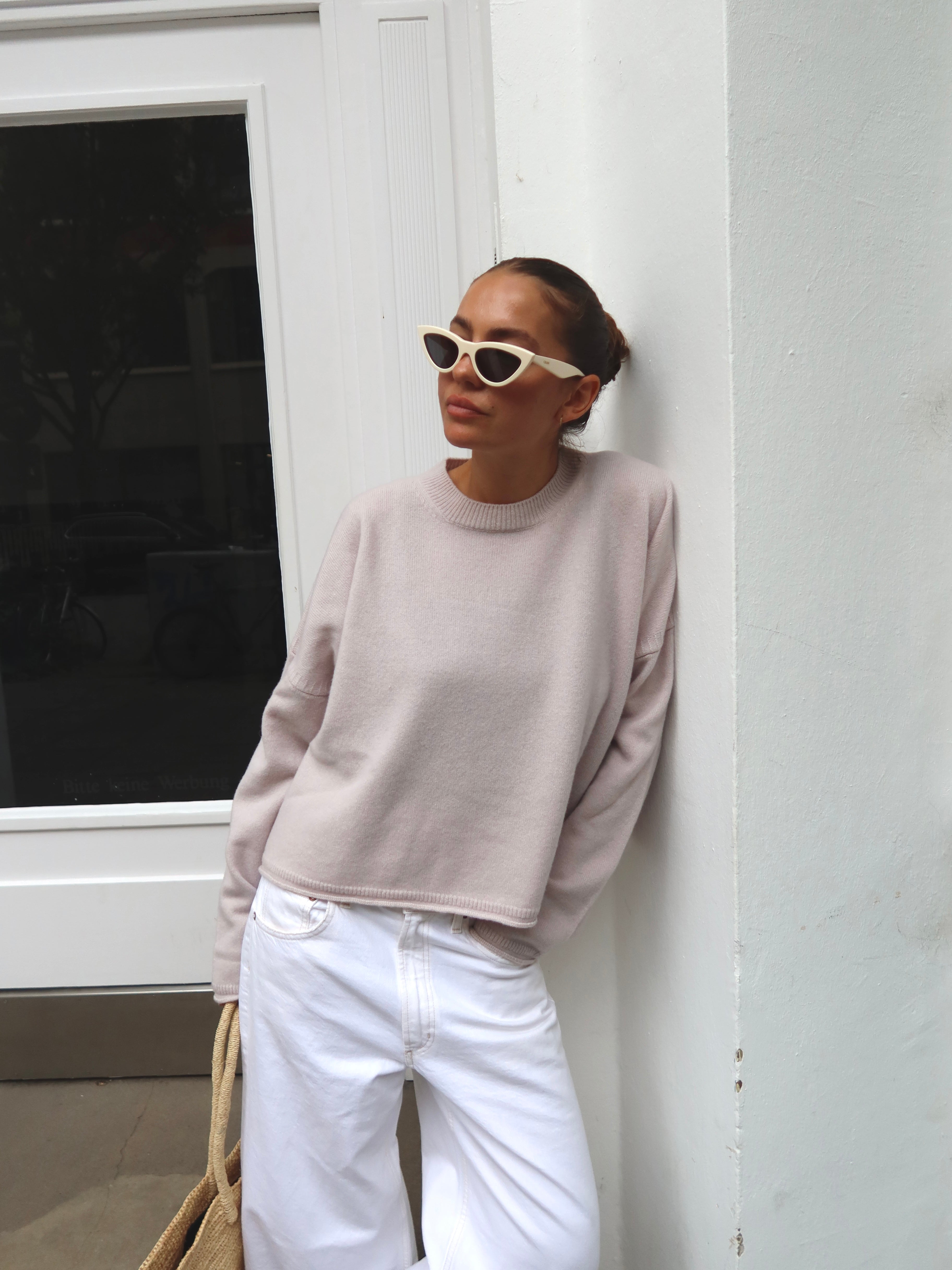 AMELIE CREWNECK oatmilk