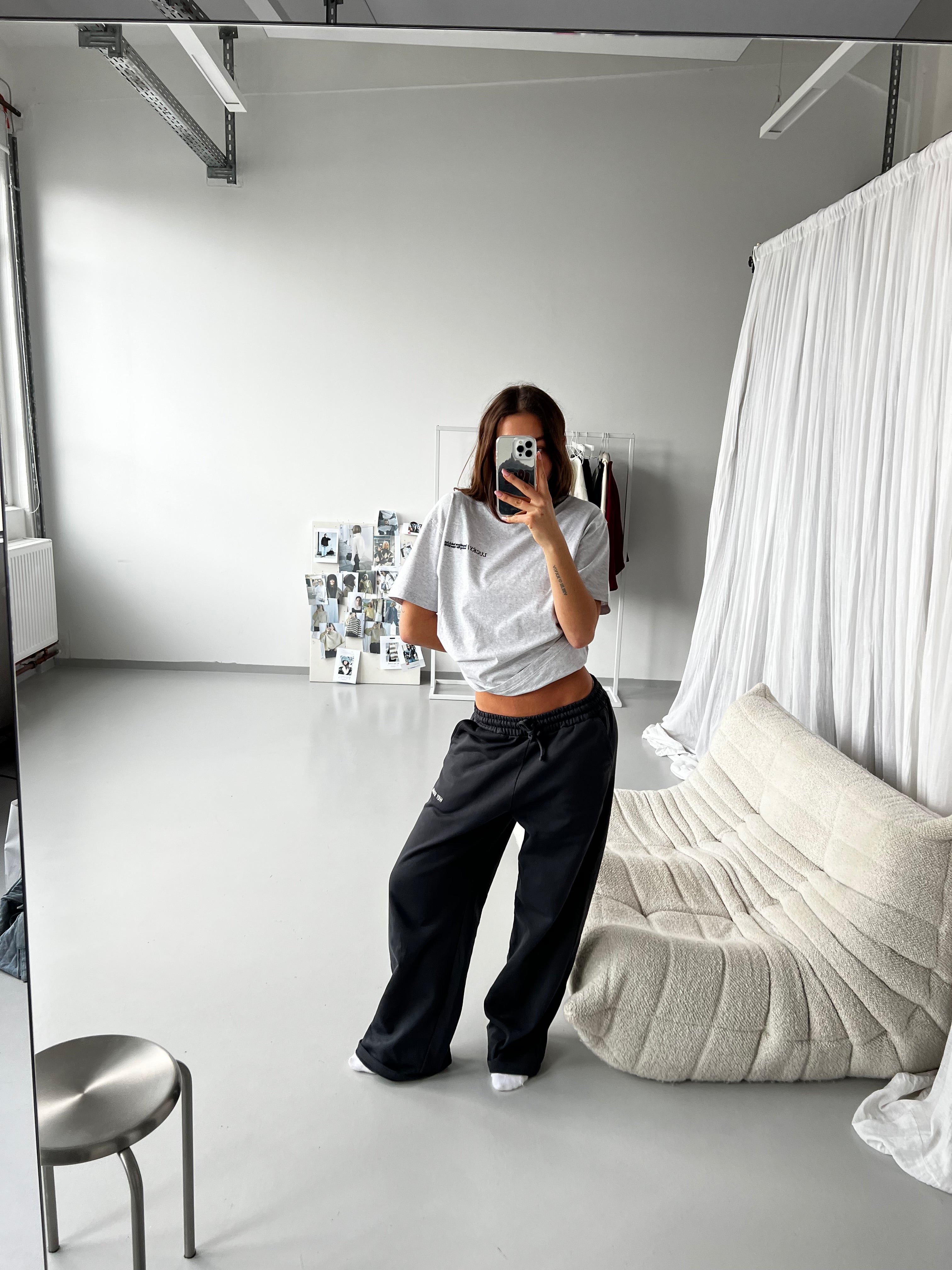 WIDE LEG Sweatpants washed black I offwhite