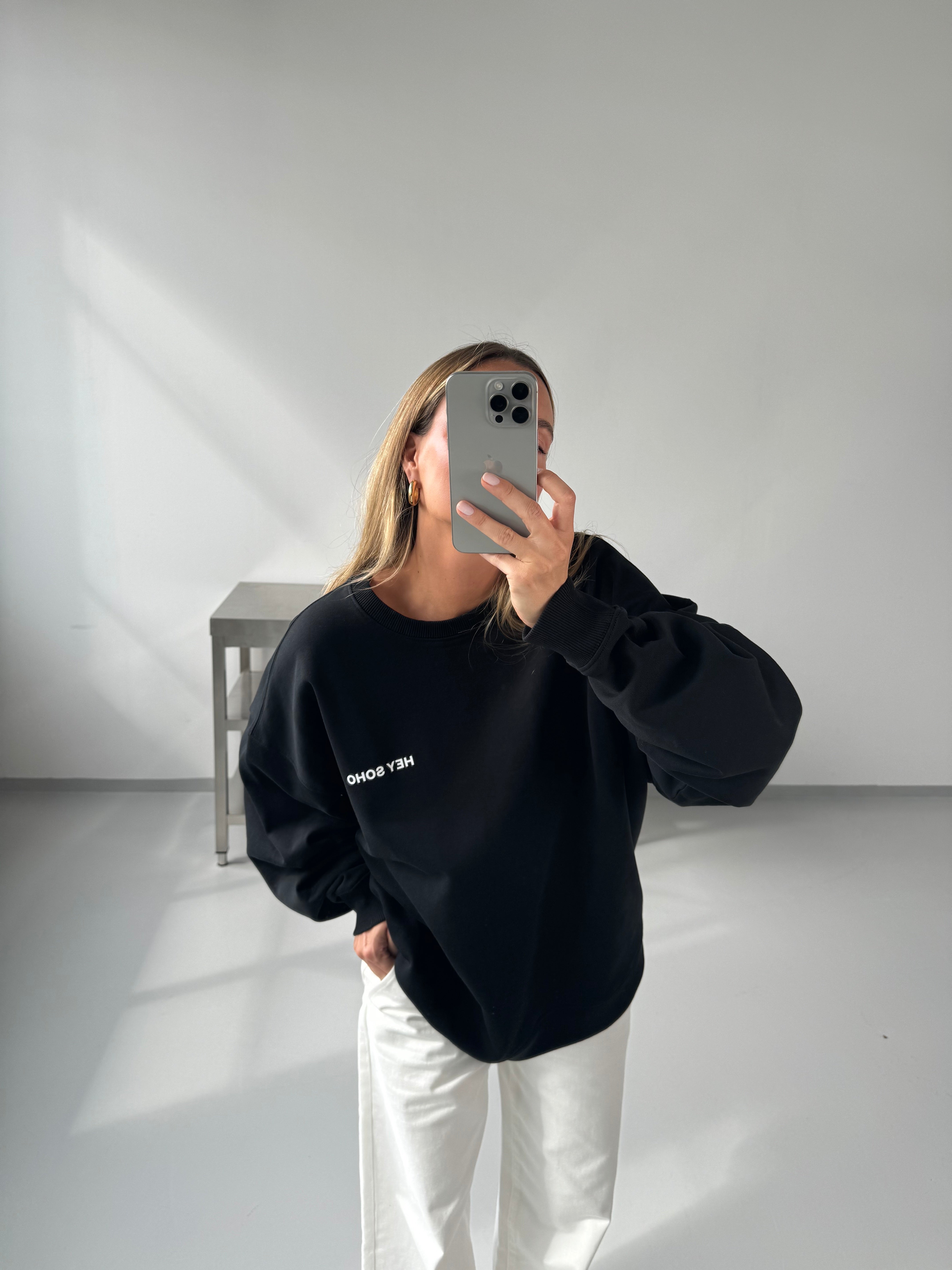 DAILY DRIP Sweater black