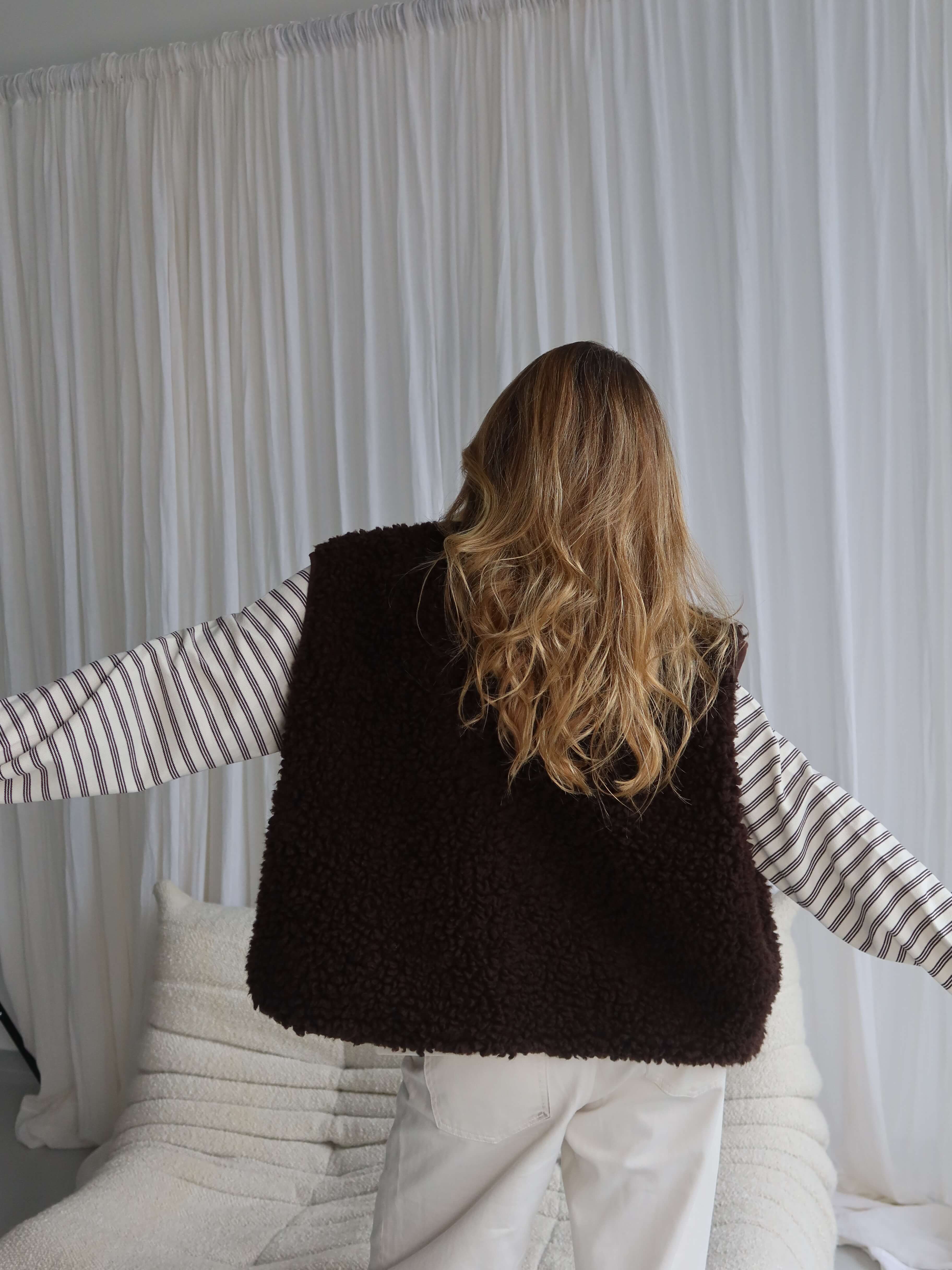 SOHO STUDIOS CELINA VEST brown