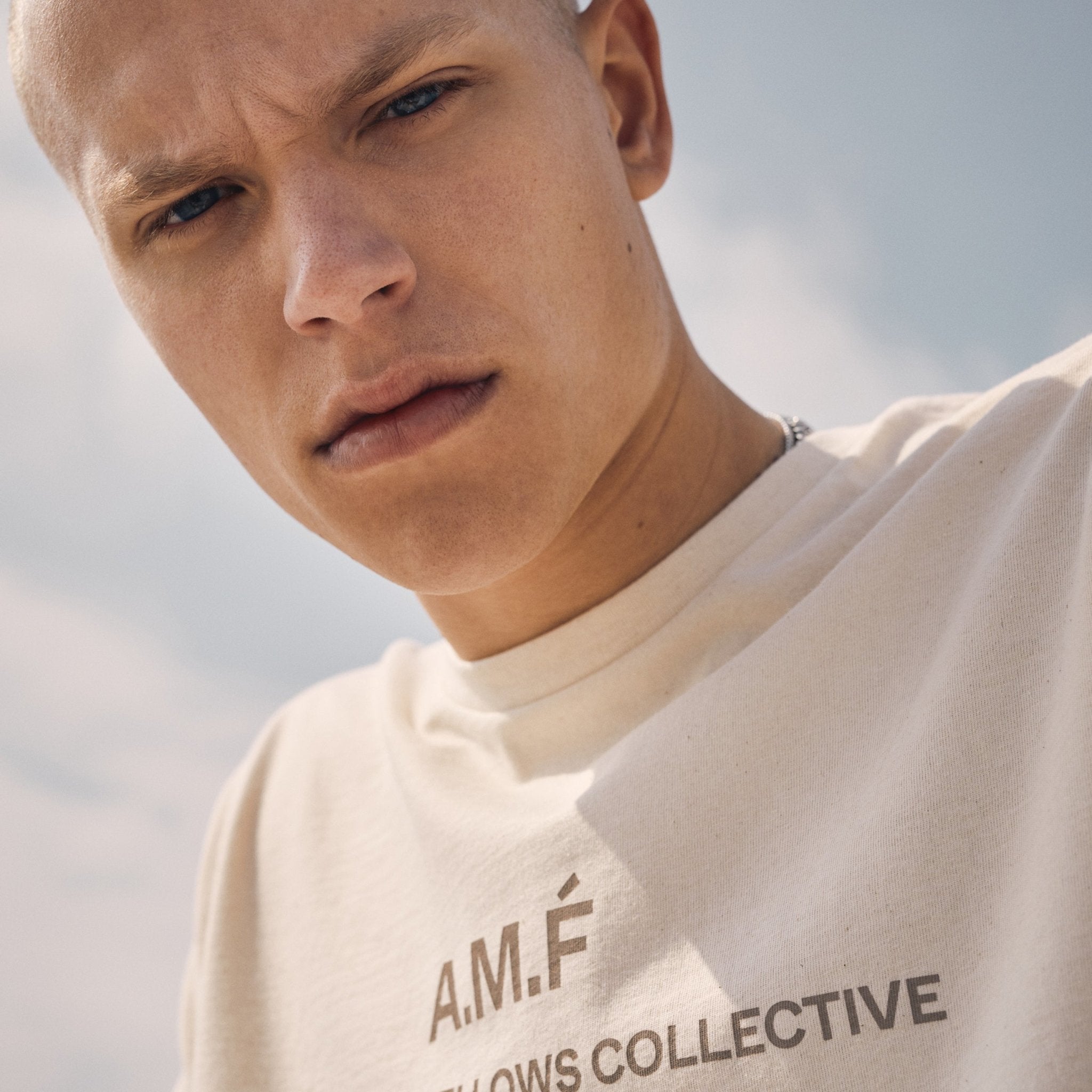 Unisex T-Shirt natural raw - heysoho