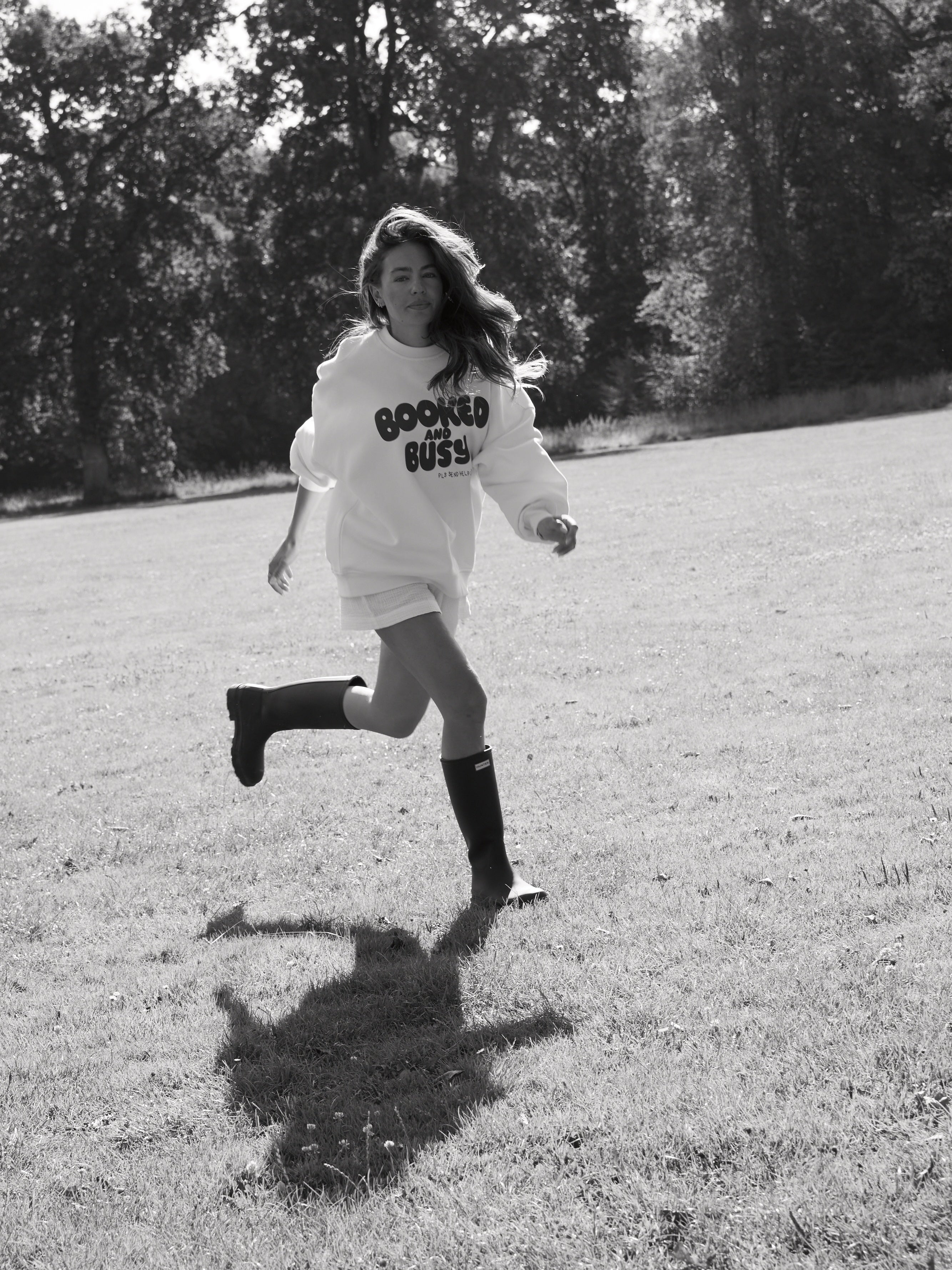 SEND HELP SWEATSHIRT OFF WHITE