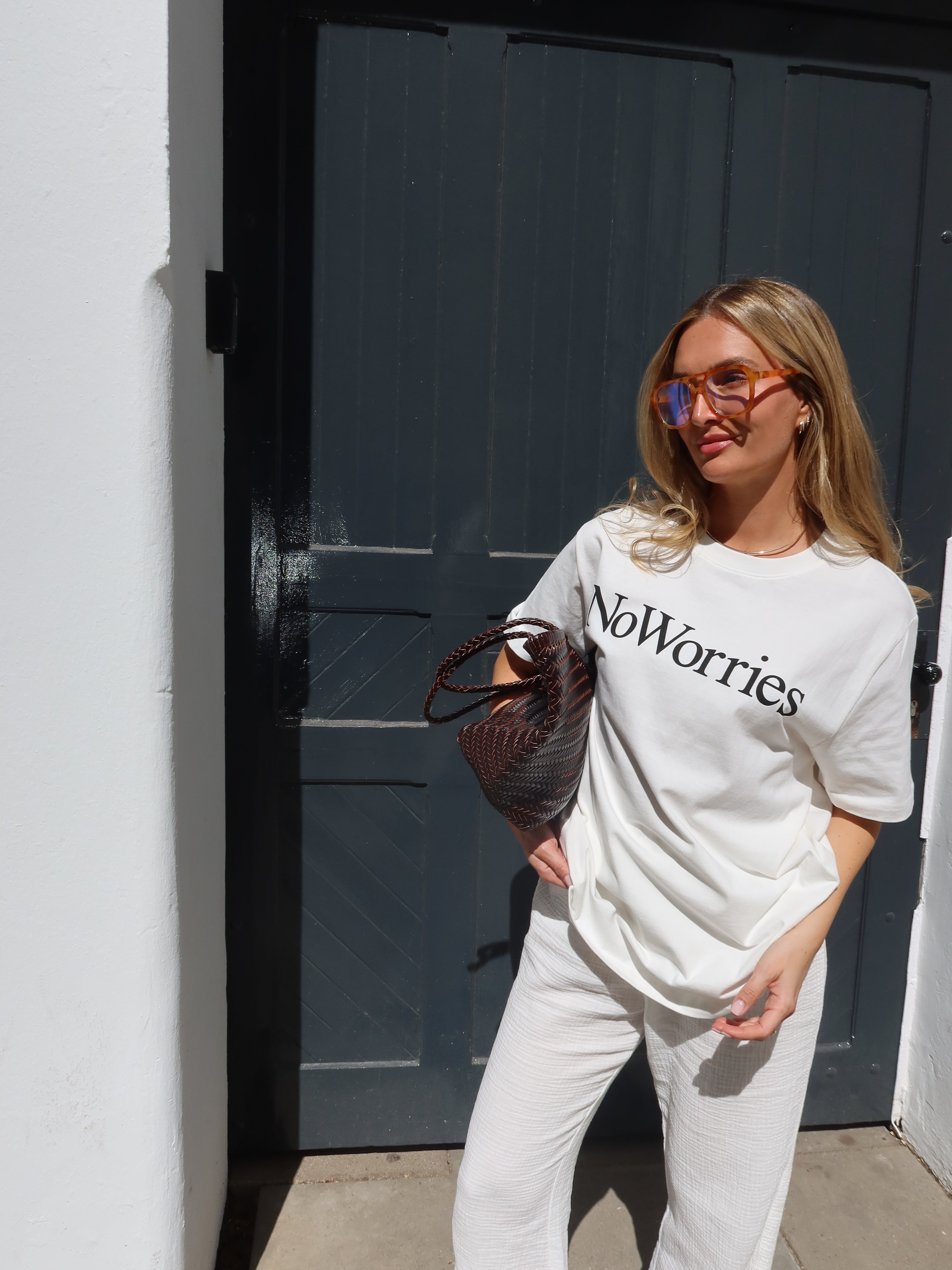 NO WORRIES T-Shirt offwhite
