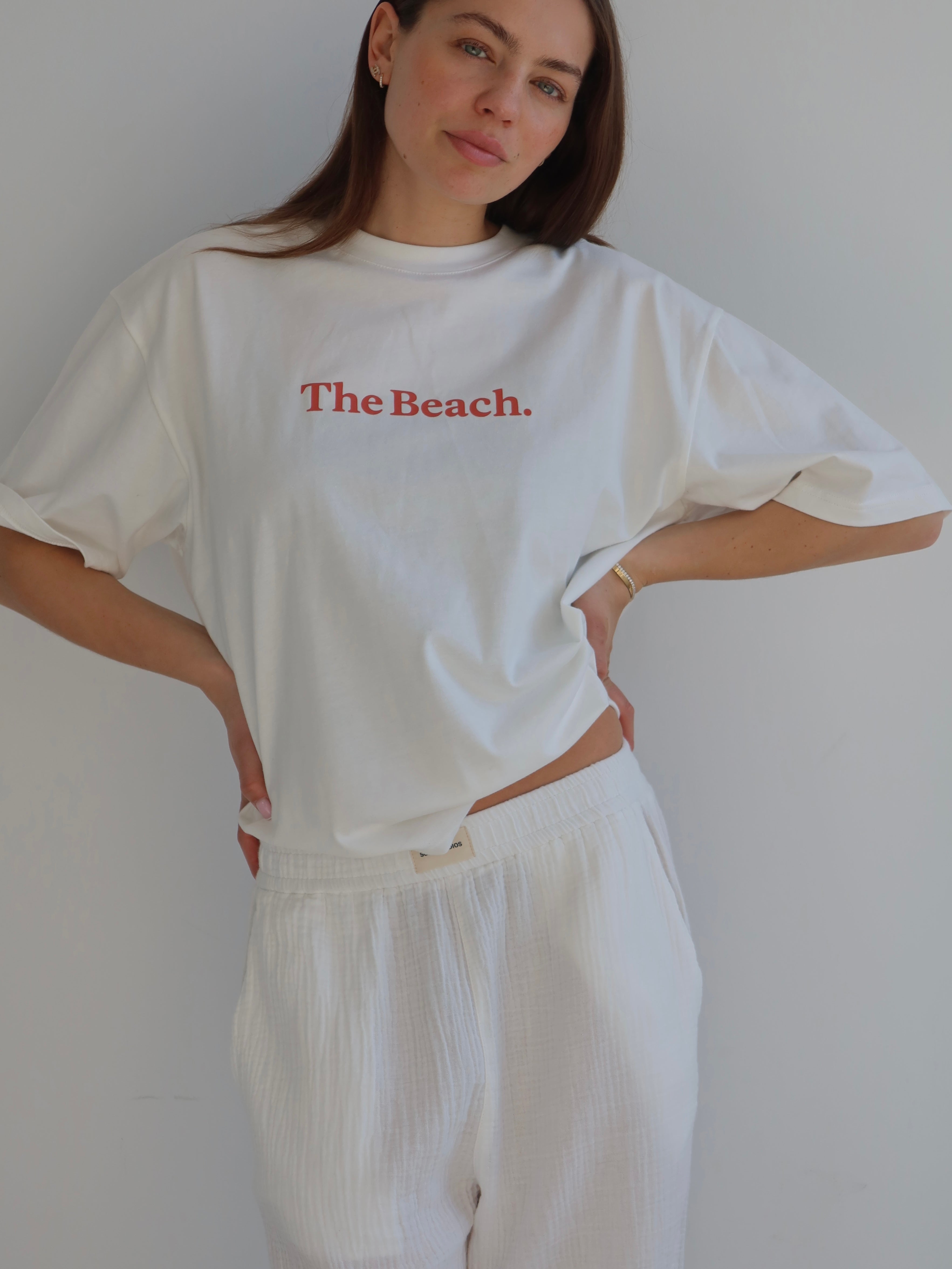 THE BEACH T-SHIRT