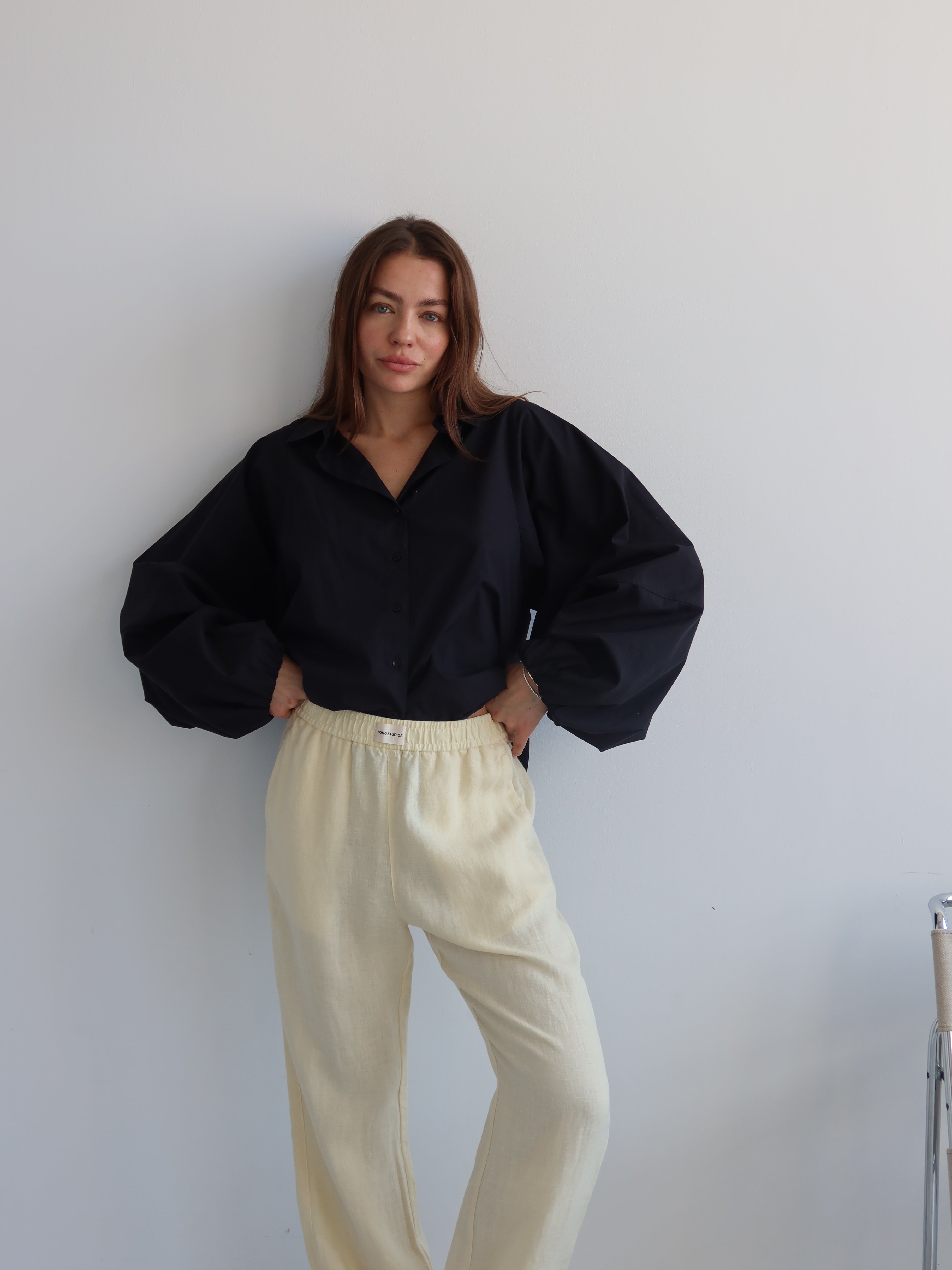 SOHO STUDIOS NOEMI VOLUME BLOUSE black