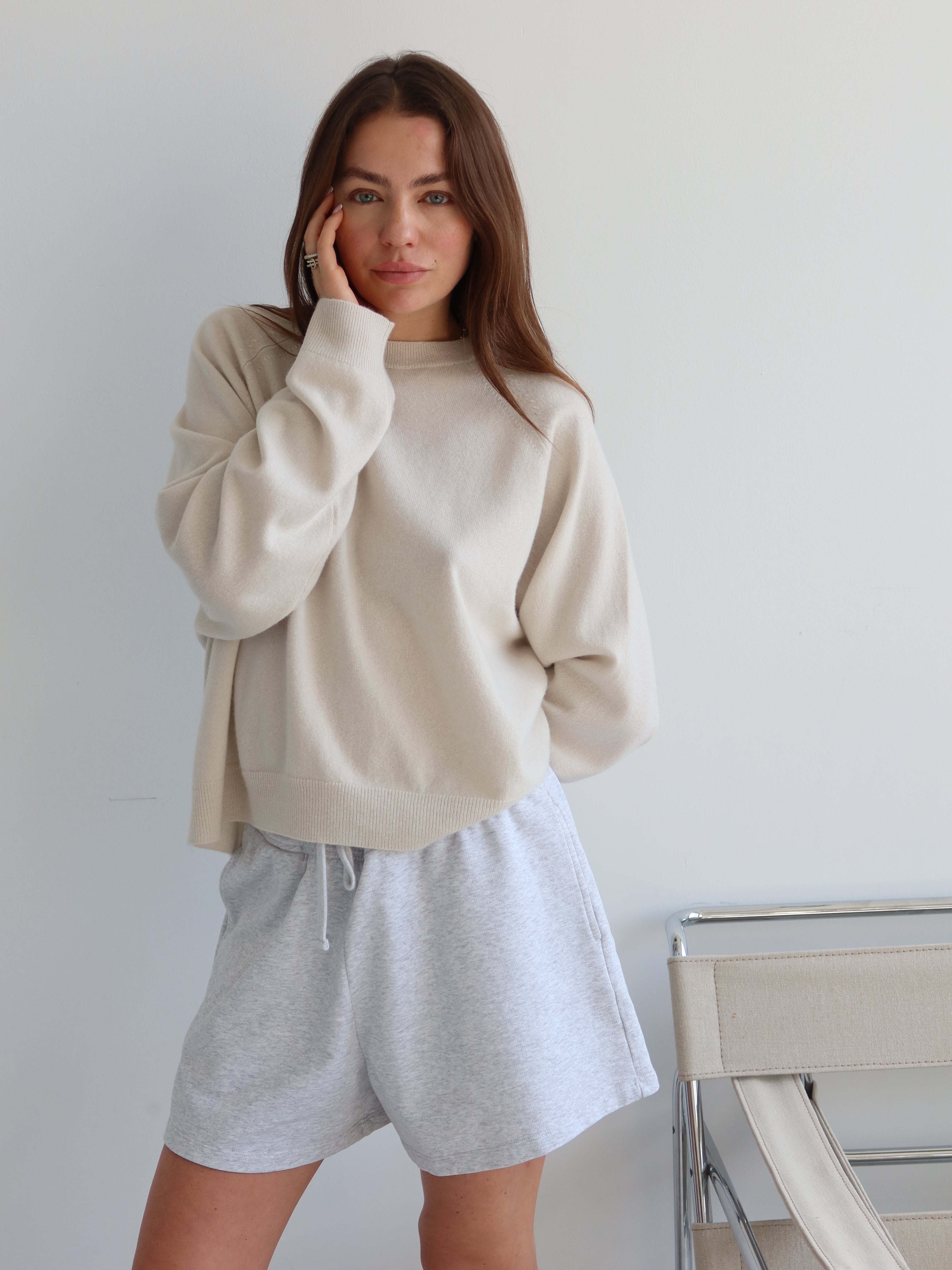 LOVE YOURSELF SHORTS light grey melange