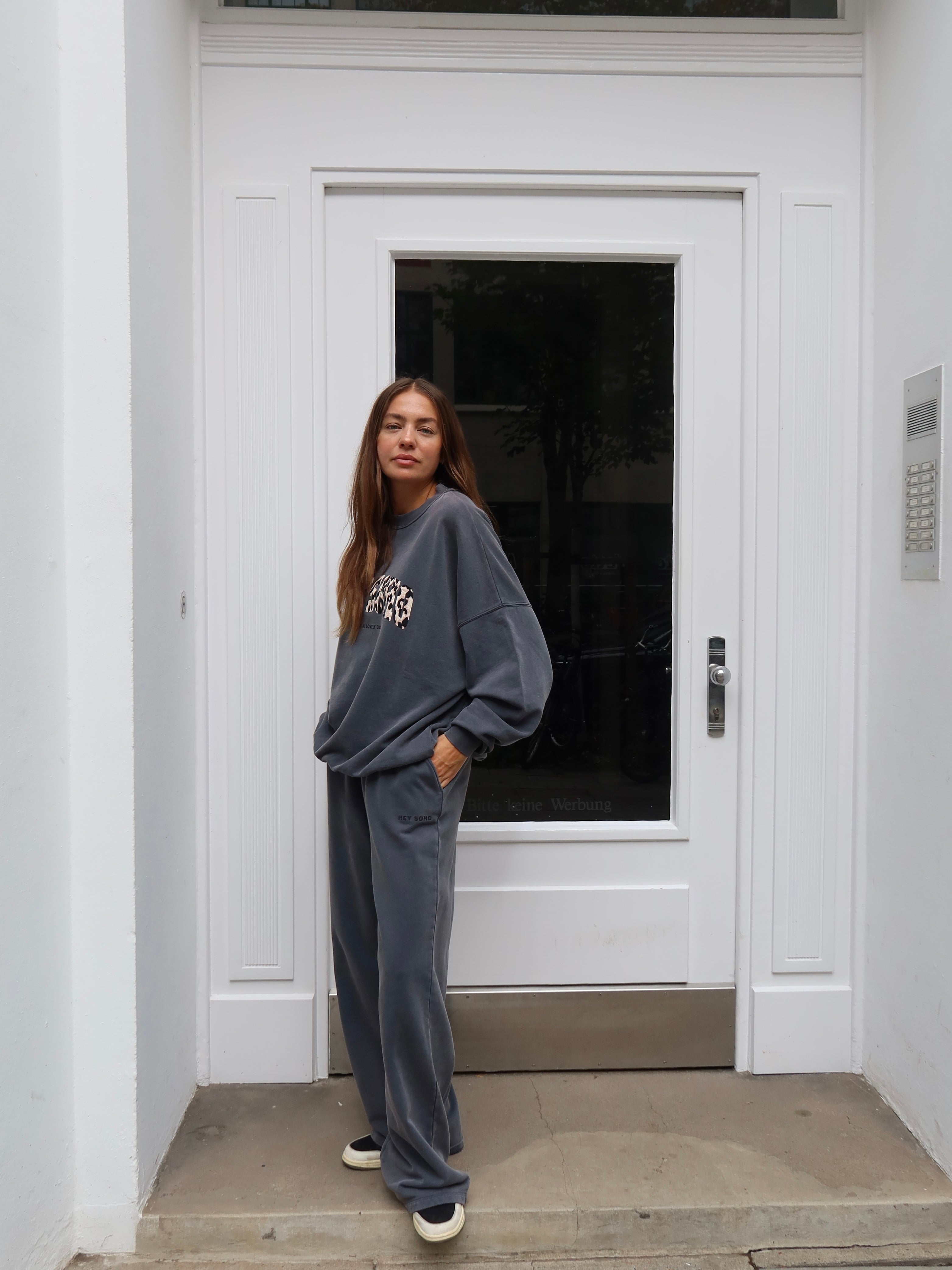 WIDE LEG SWEATPANTS