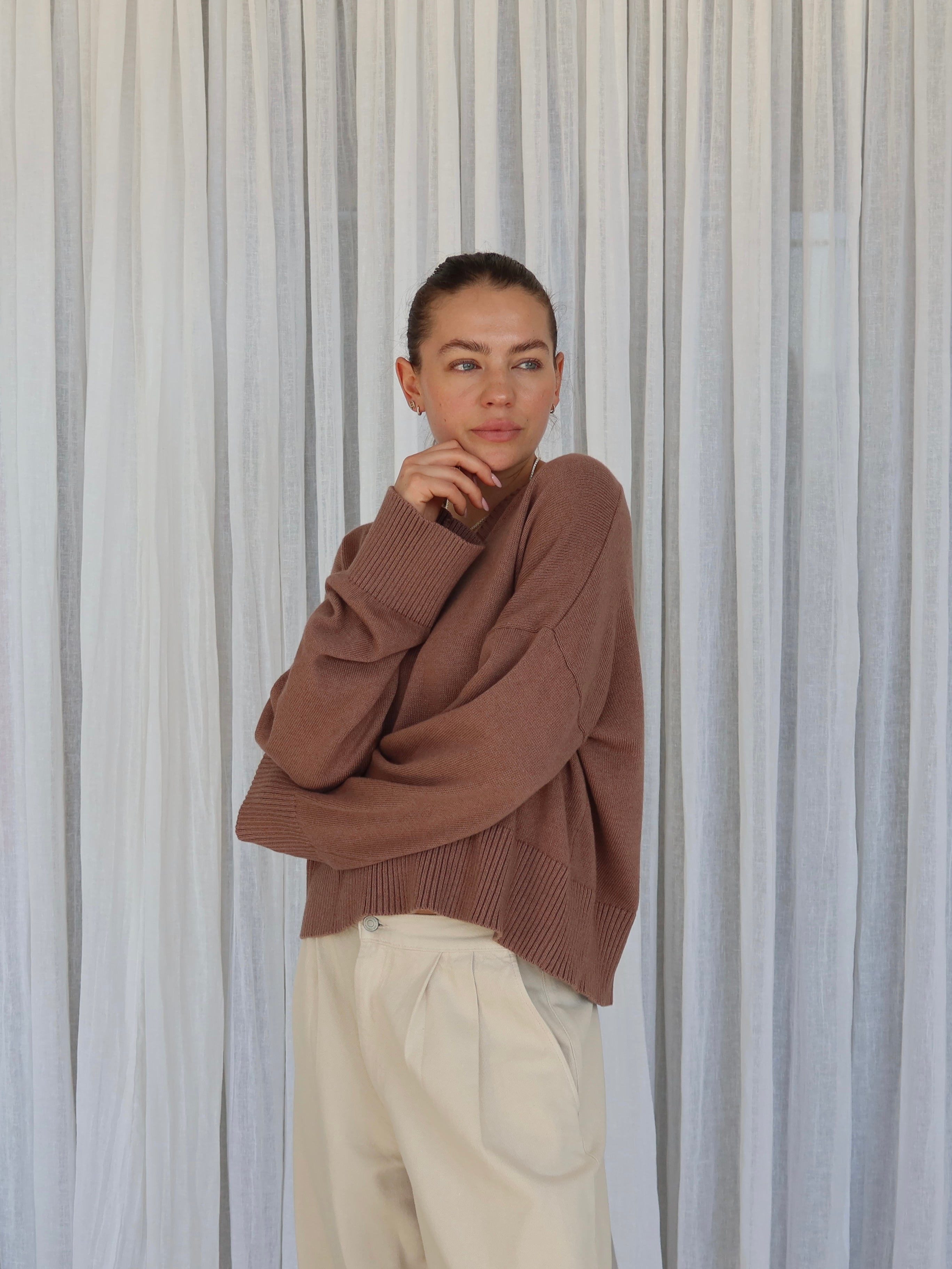 ISABELLE V-NECK nougat