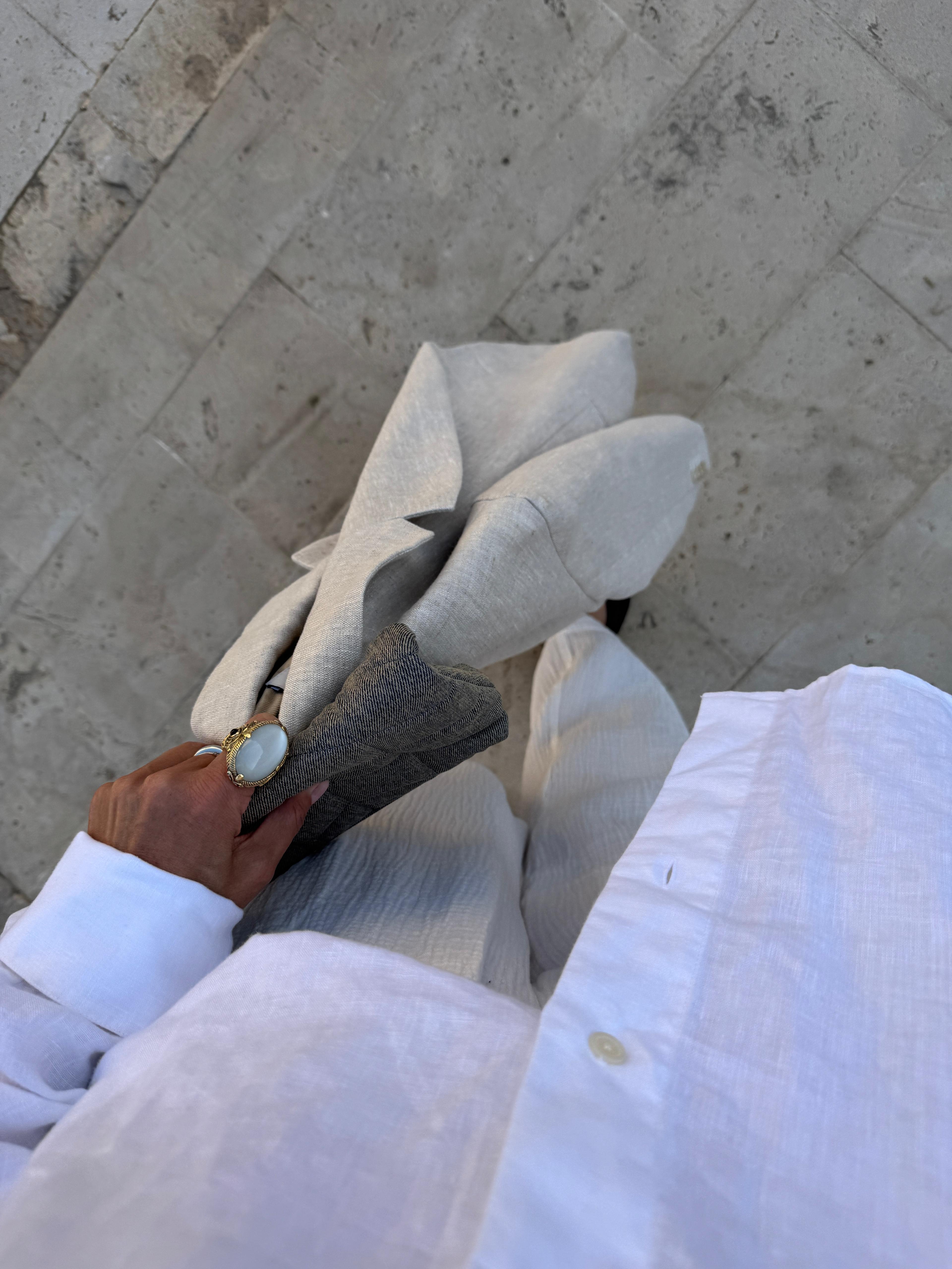 SOHO STUDIOS ANNI BLAZER sand