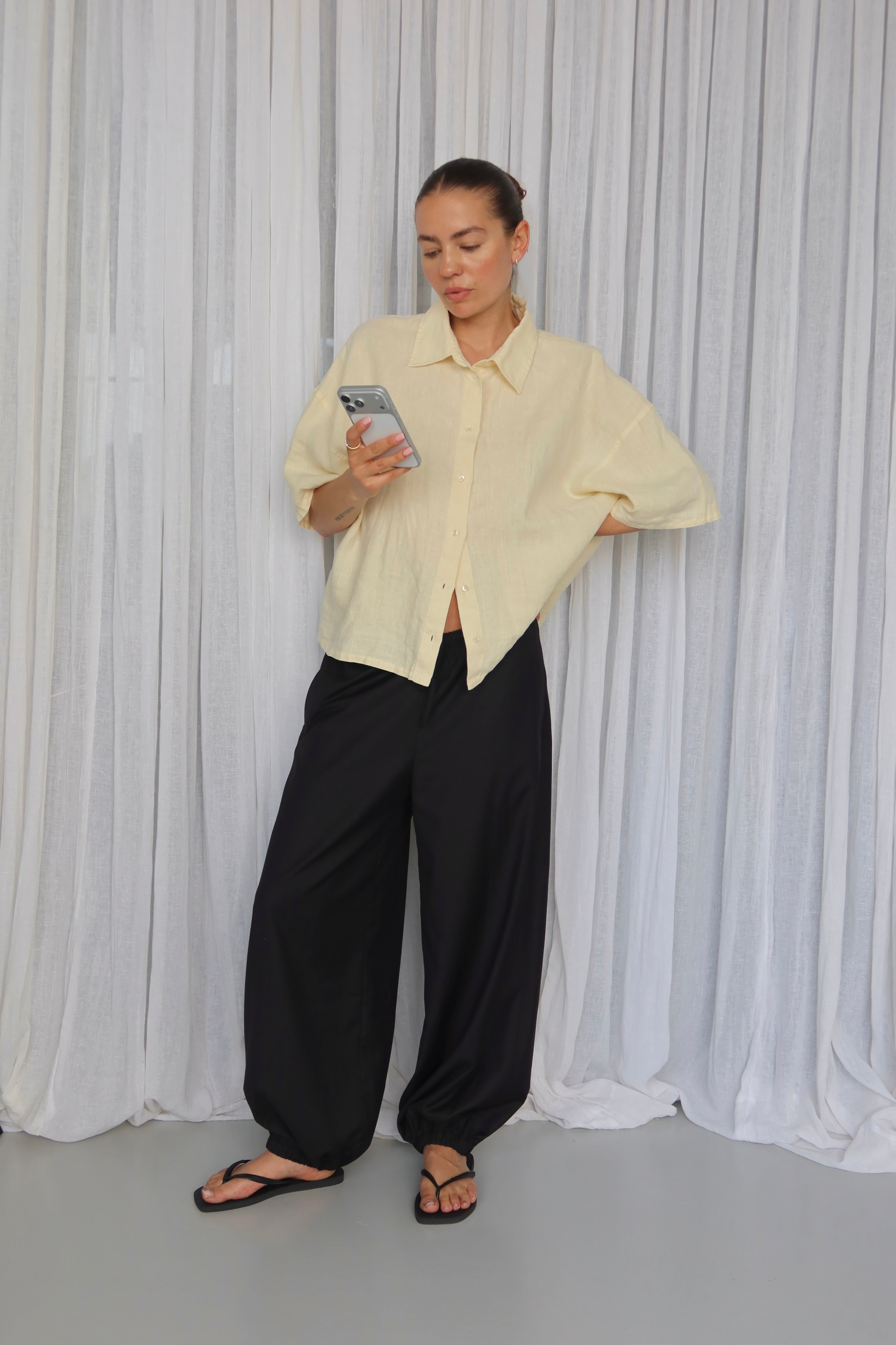 SOHO STUDIOS AYDA BARREL PANTS black