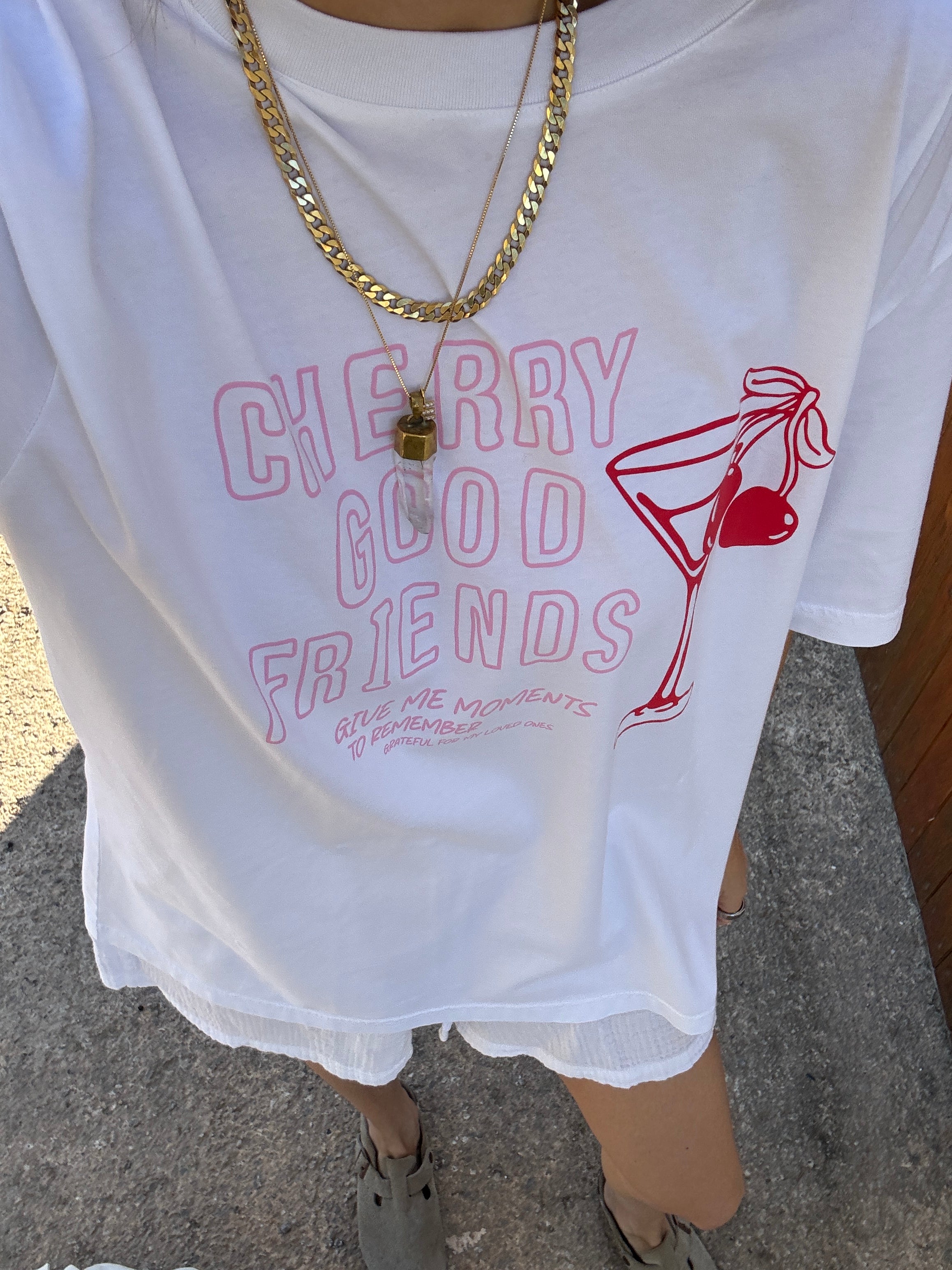 CHERRY GOOD FRIENDS T-Shirt