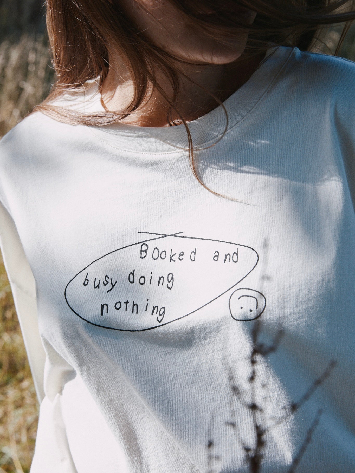 BOOKED & BUSY T-SHIRT OFF WHITE