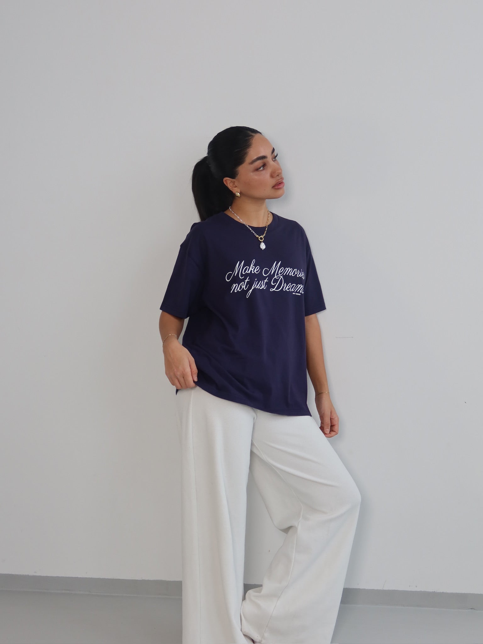 MAKE MEMORIES T-SHIRT NAVY