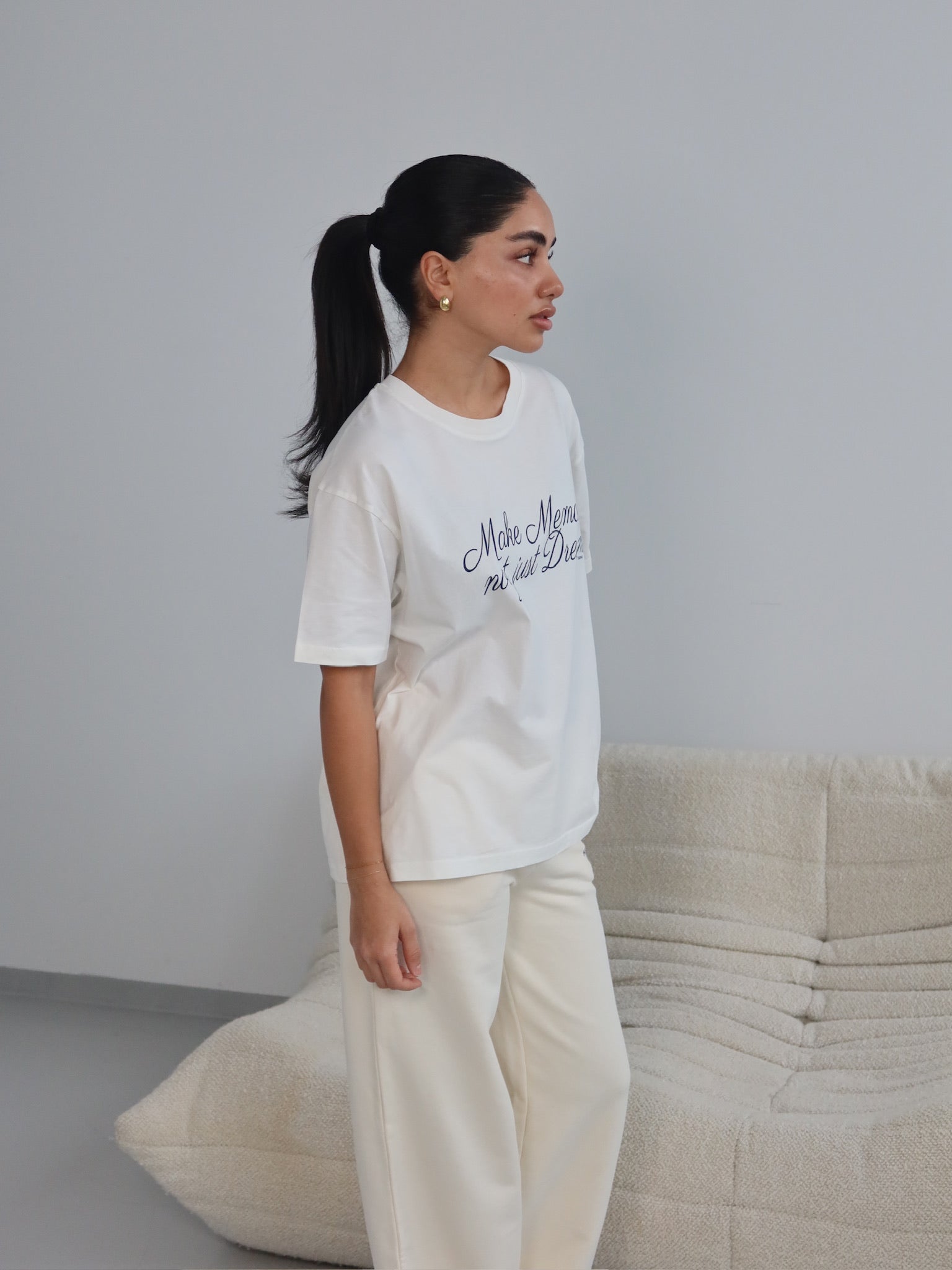 MAKE MEMORIES T-SHIRT CREME