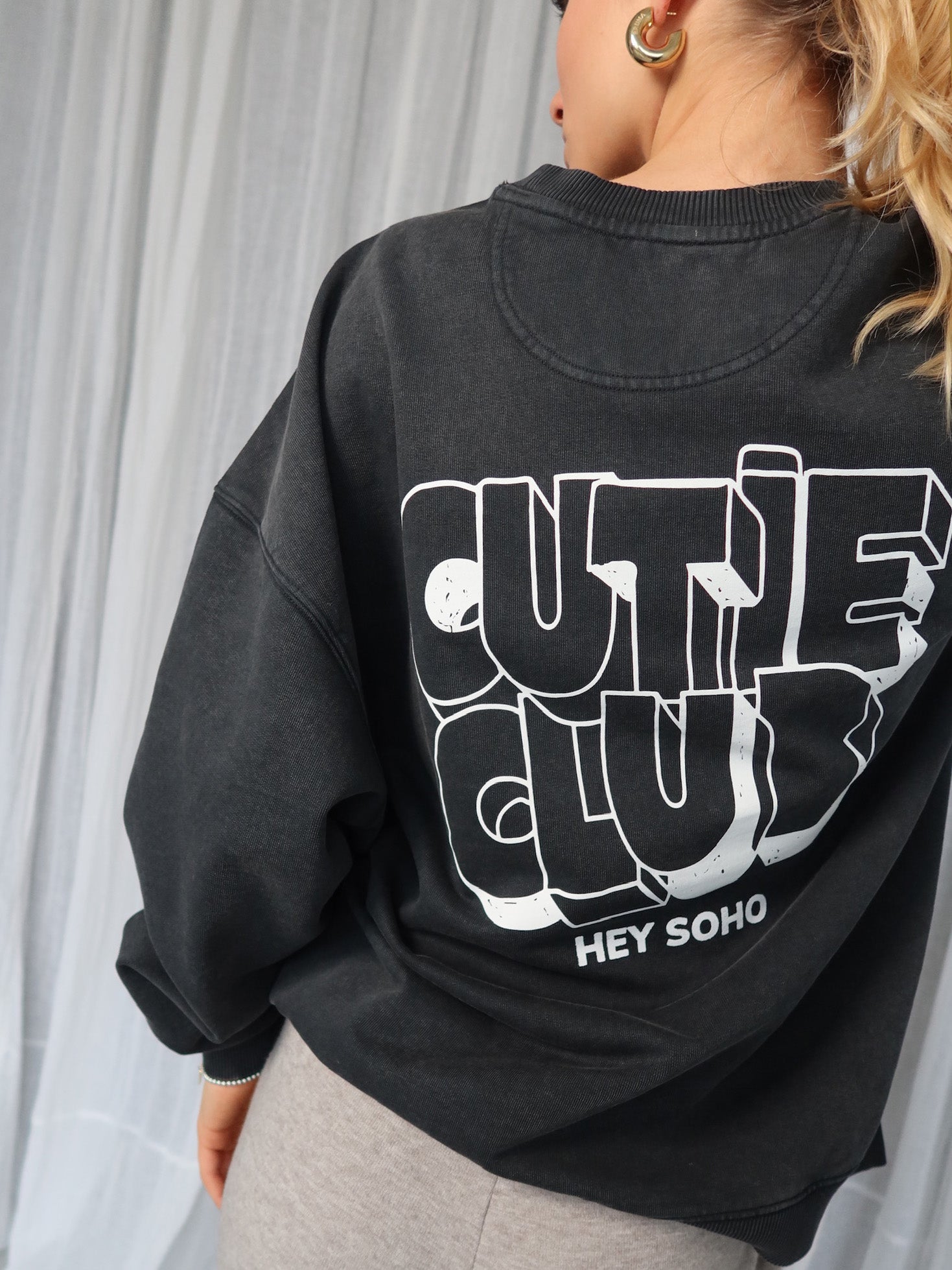 CUTIE CLUB Sweater