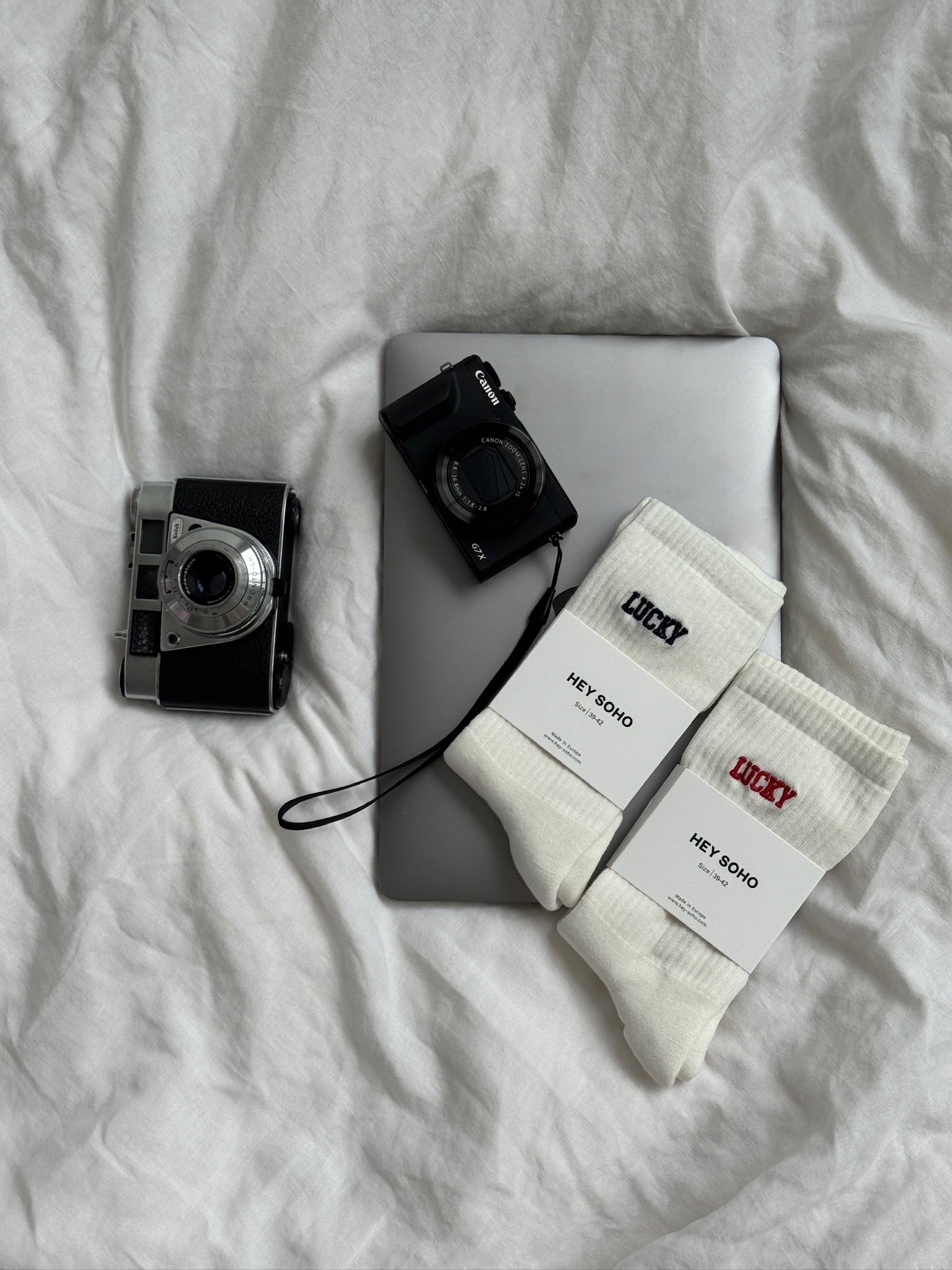 HEY SOHO LUCKY Socken offwhite I red