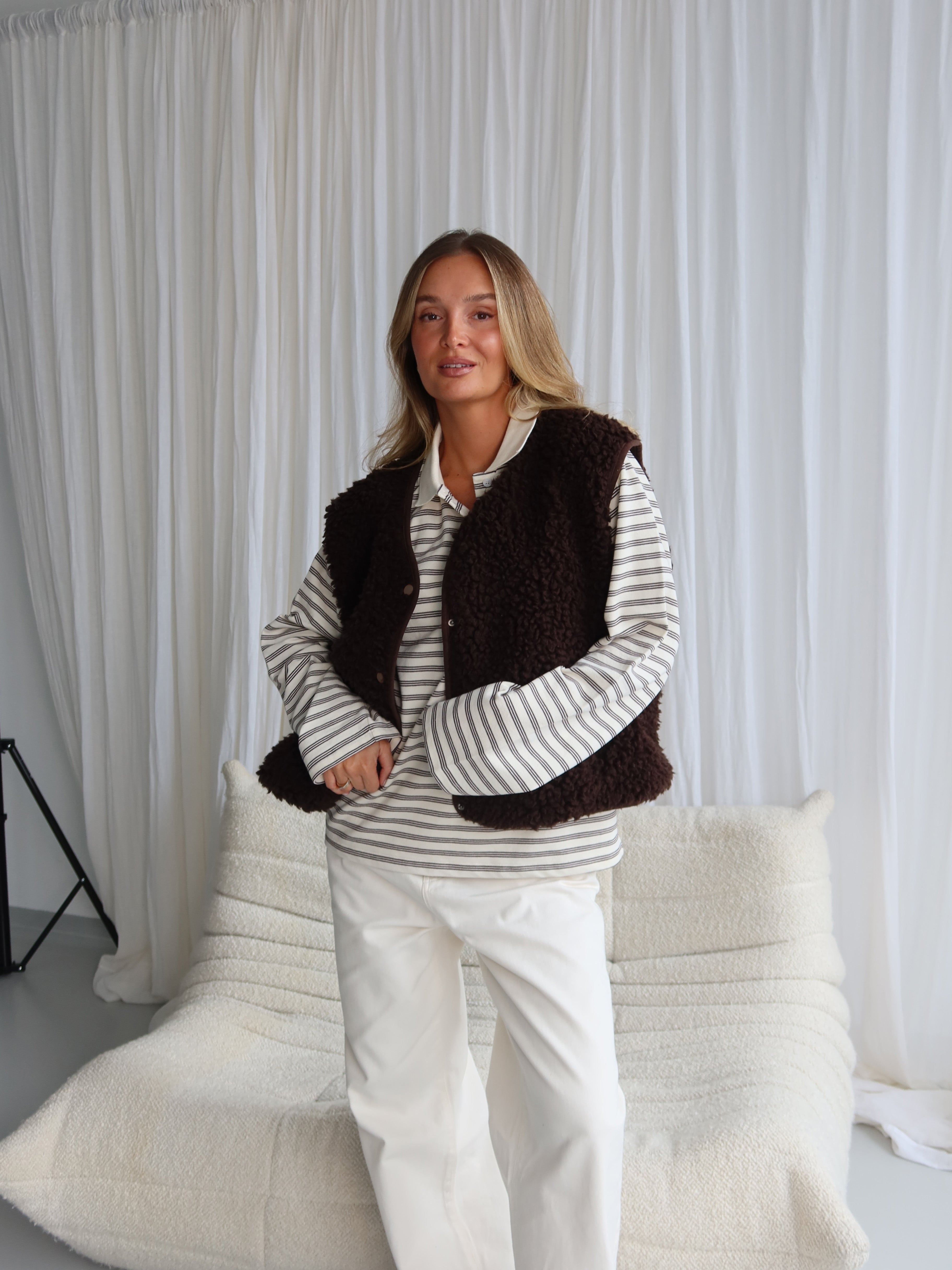 SOHO STUDIOS CELINA VEST brown