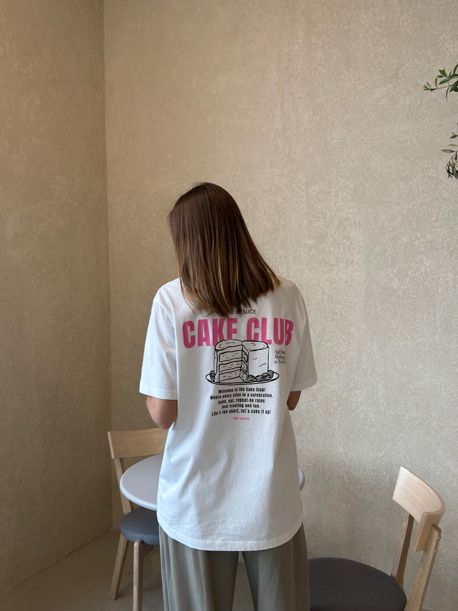 CAKE CLUB T-Shirt