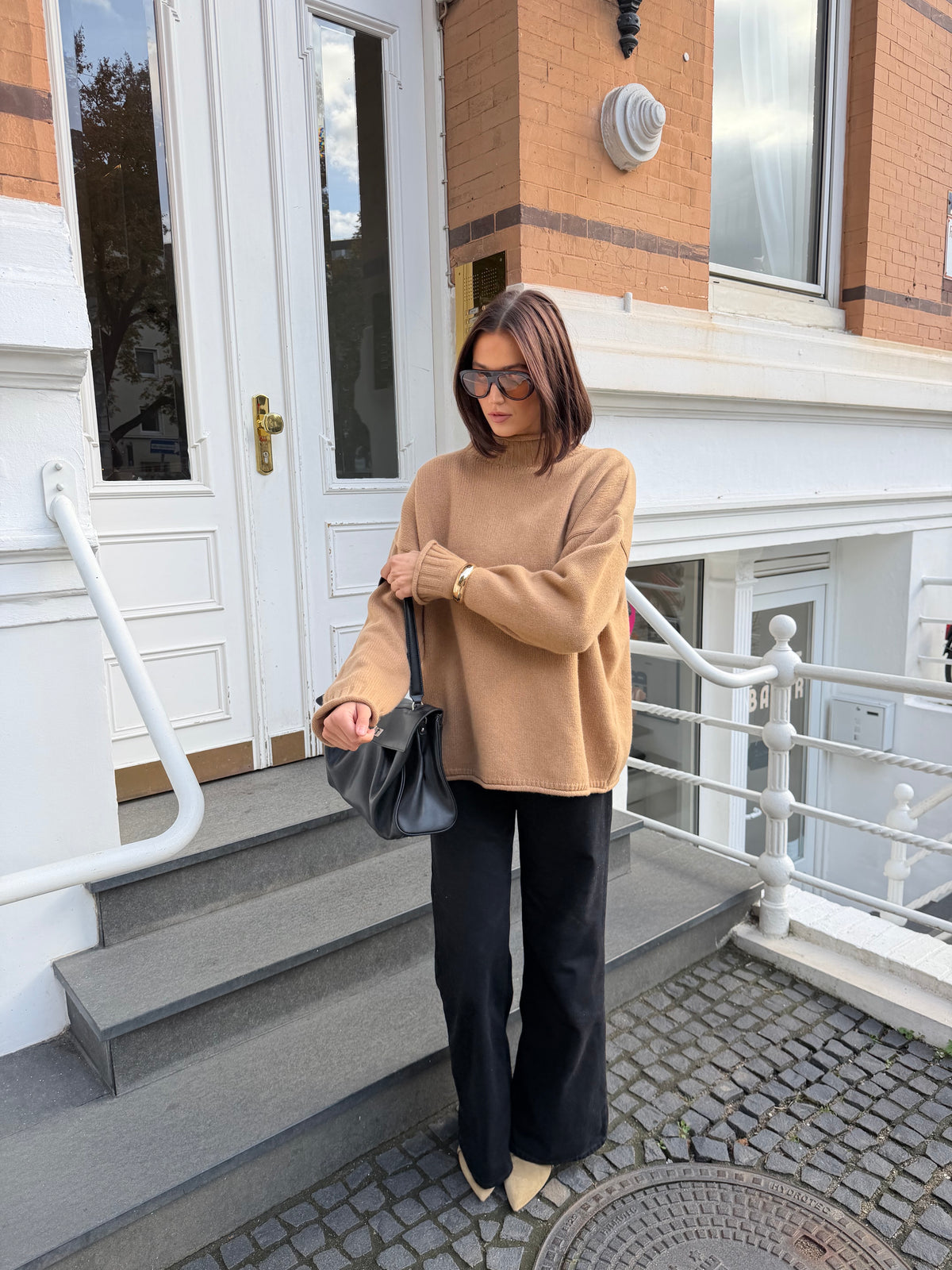 SOPHIA PULLOVER CAMEL