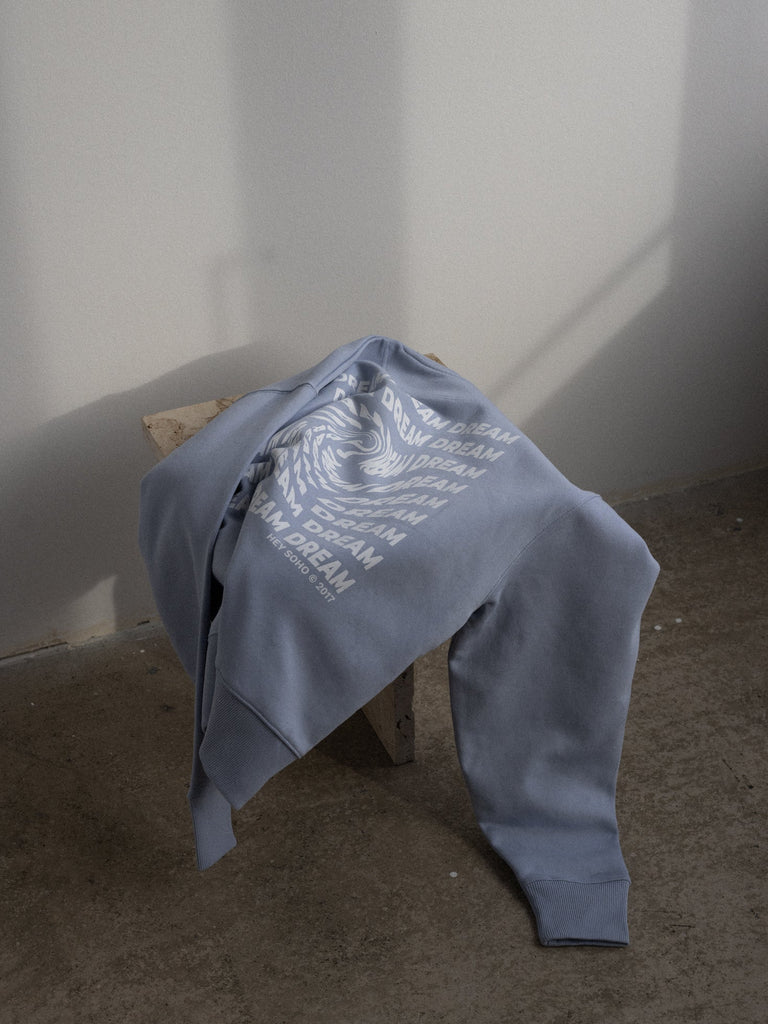 Dream Sweater hellblau - heysoho