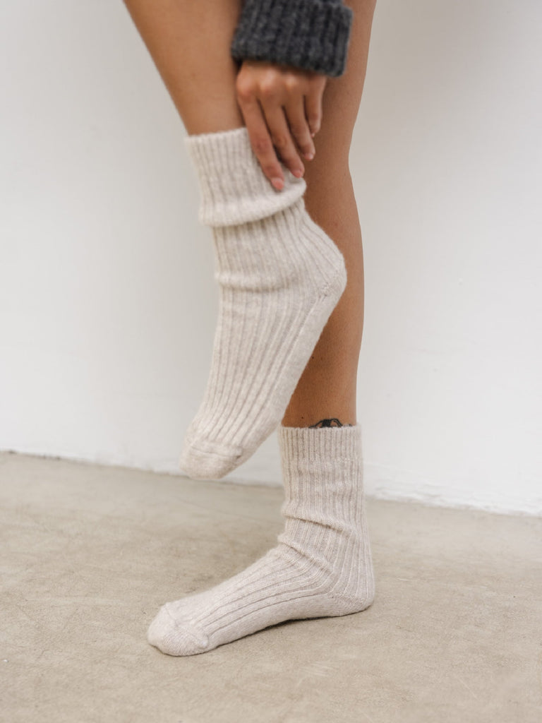 SOHO STUDIOS OLIVE Socken beige - heysoho